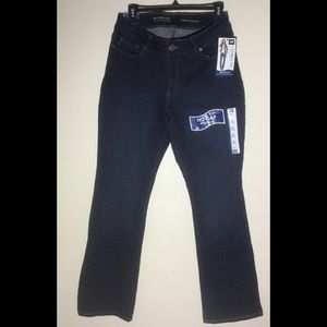 NWT LEE CURVY FIT BLUE JEANS 12M